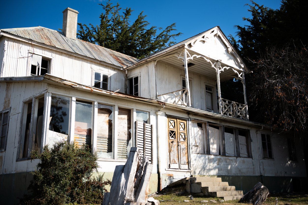 how to find vacant properties