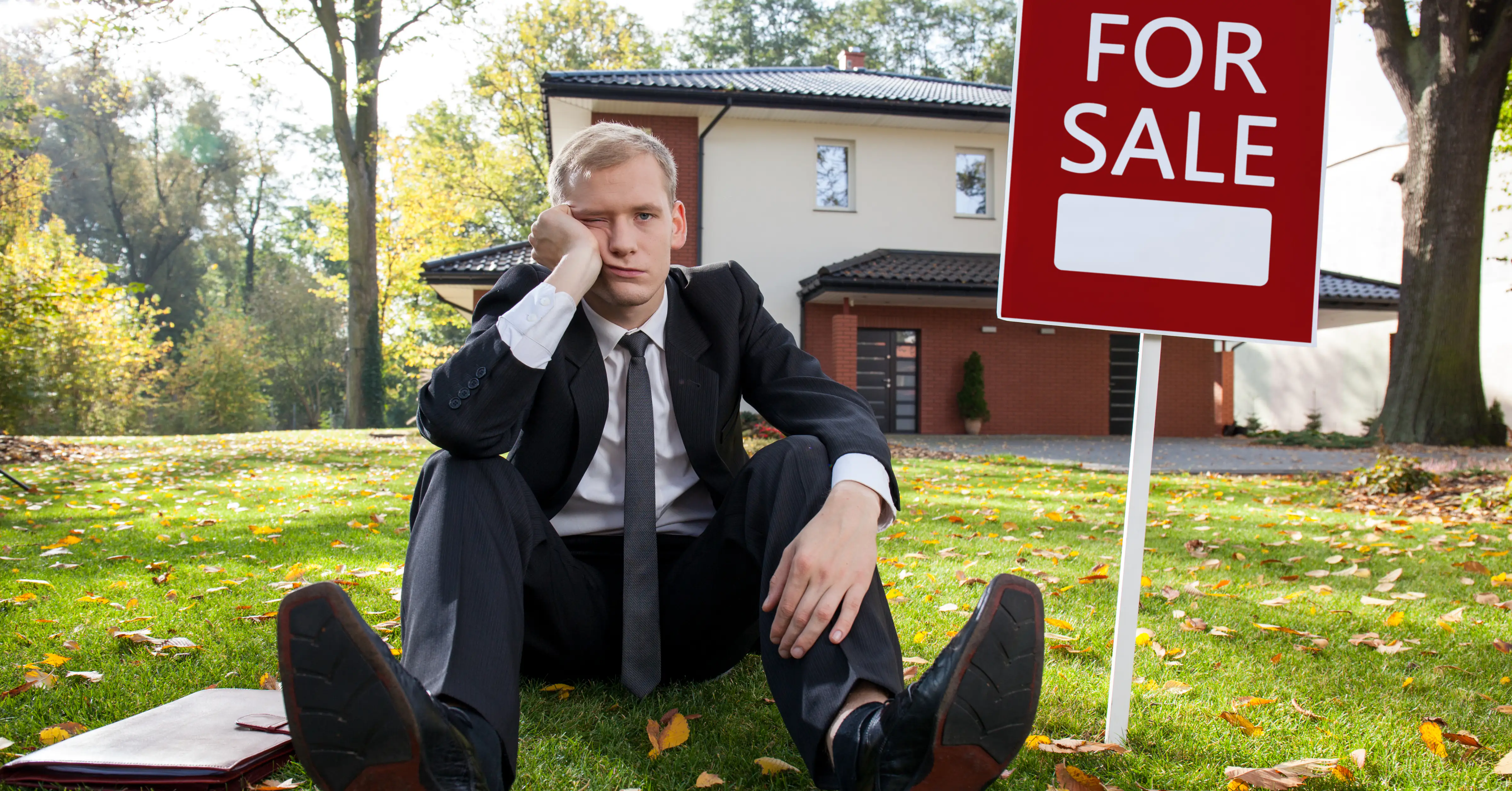 Why Do Real Estate Agents Fail? 10 Reasons & How to Avoid Them